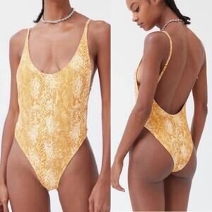 NWT Out From Under Python One Piece Swimsuit Yellow Swim Beach Vacay Size S